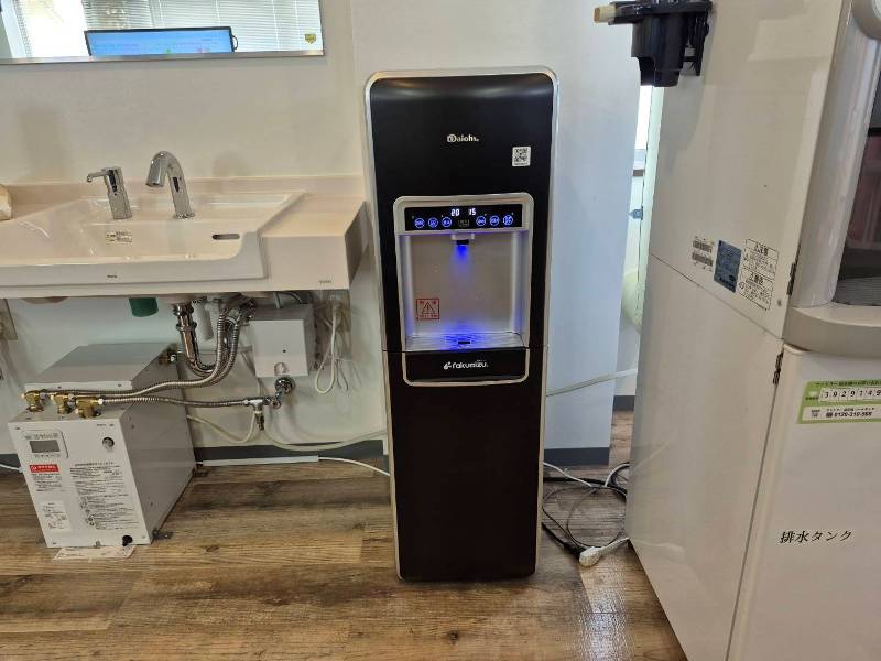 水道直結ウォーターサーバー ピュレストスタンドタイプ 設置写真